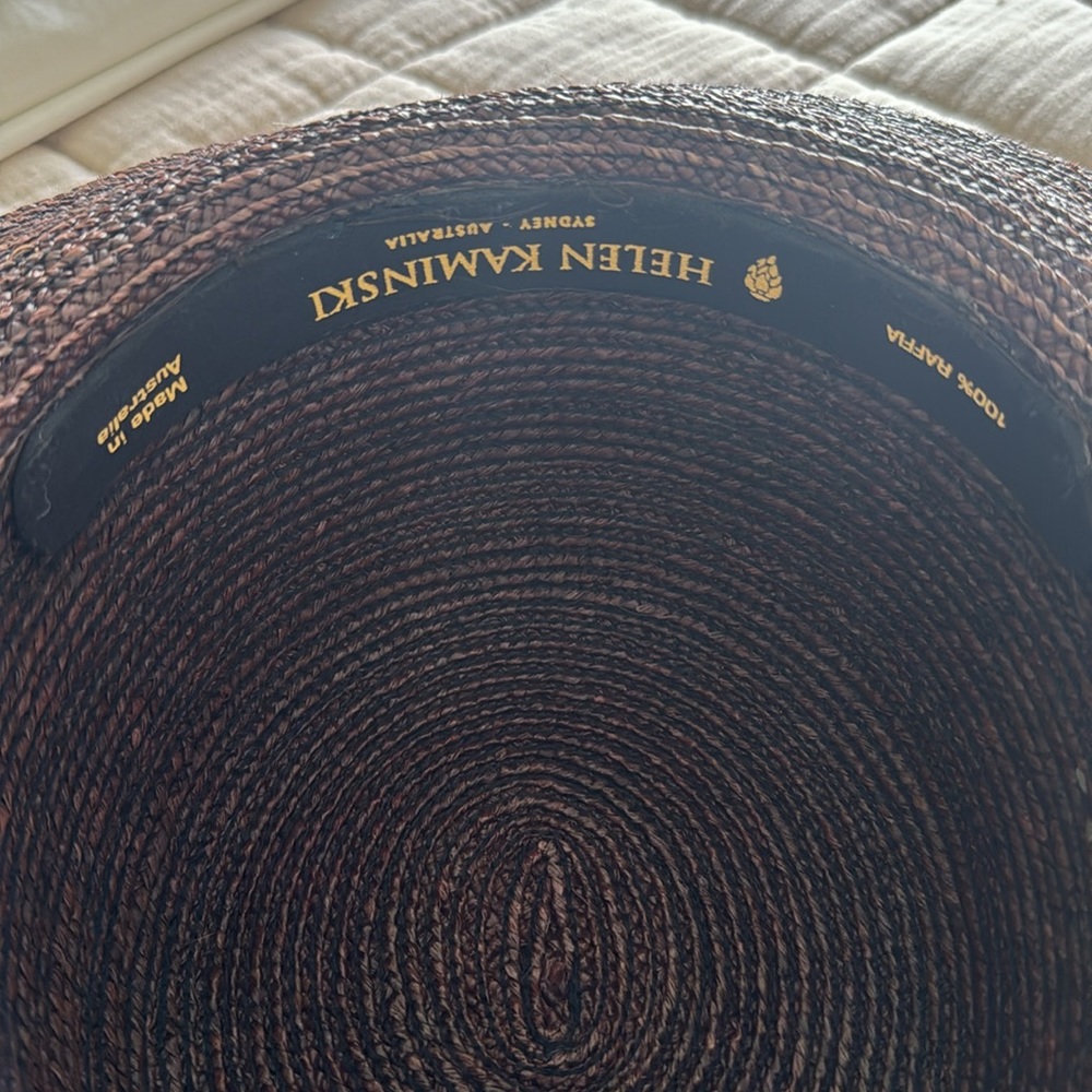 Sun hat - Picture 3 of 3